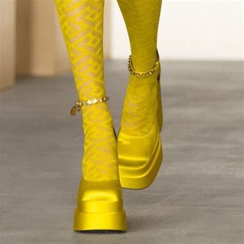 versace aw21 shoes|Versace fw21.